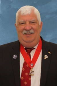 Russell Steinbach headshot